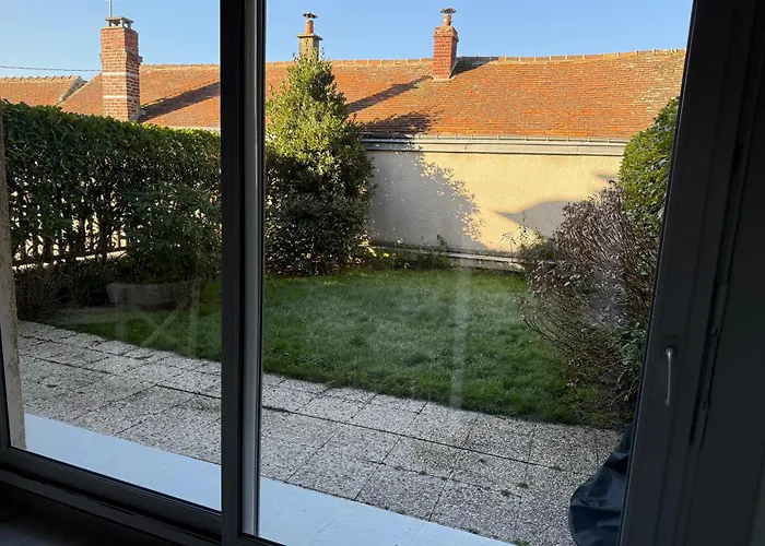 Cabourg, T2 Jardin Proche 卡布尔