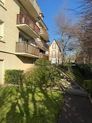 Cabourg, T2 Jardin Proche *